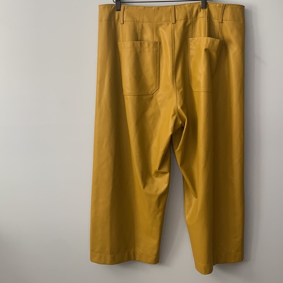ANTHROPOLOGIE MAEVE COLETTE CROPPED WIDE LEG PANTS PEA GREEN 20W WIDE LEG VEGAN - Picture 3 of 9